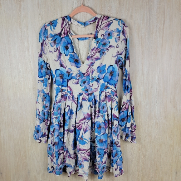 (SOLD) Free People Multicolored Floral Tegan Mini - Picture 10 of 11